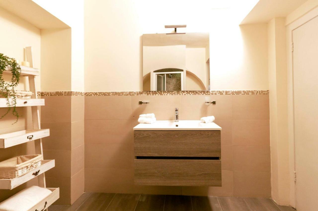 Sant'Arpino 26 - Elegant Flats In Naplesアパートメント エクステリア 写真